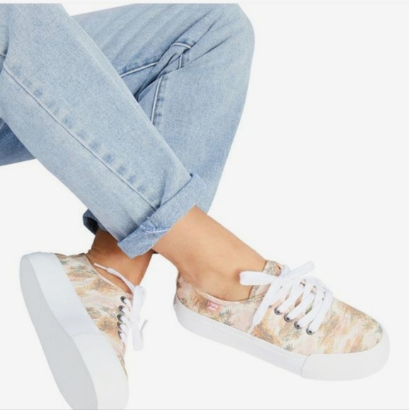Billabong Tropical Palm Print Platform Sneaker, Size 7 - Picture 1 of 7
